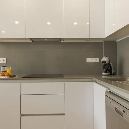 In Bay Side Apartment